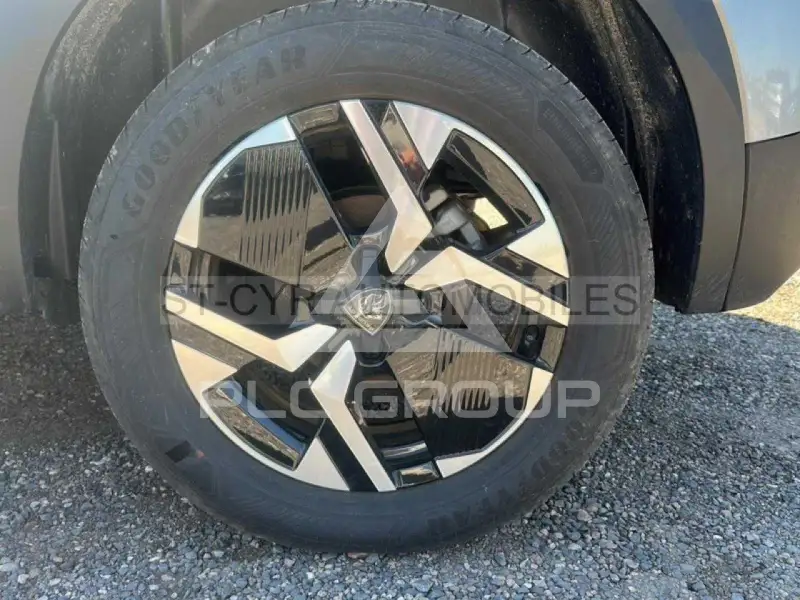 2025 Peugeot 2008
