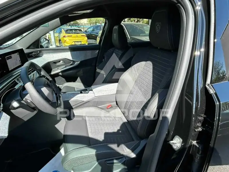 2025 Peugeot 3008