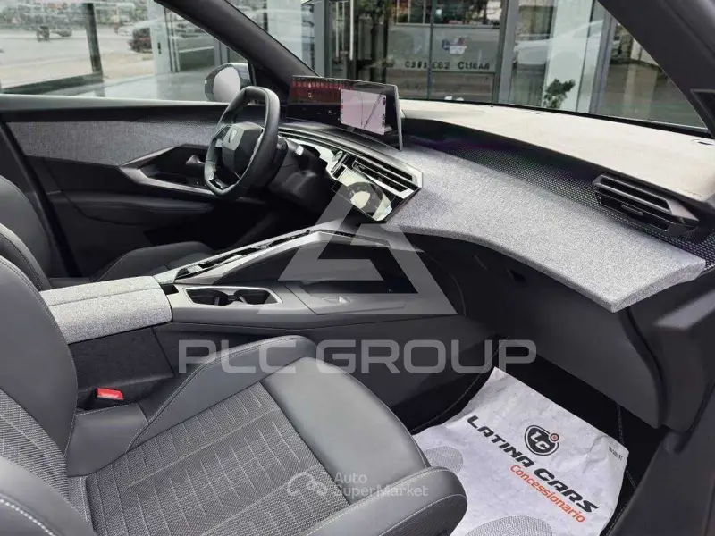 2025 Peugeot 3008