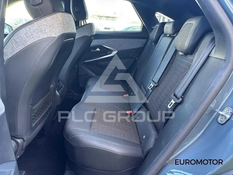2025 Peugeot 3008