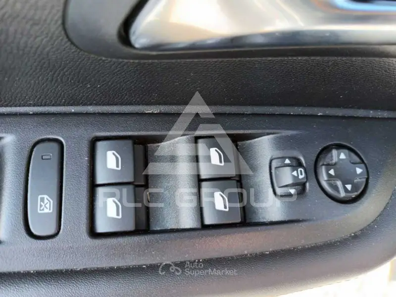 2025 Peugeot 208