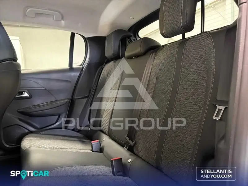 2025 Peugeot 208