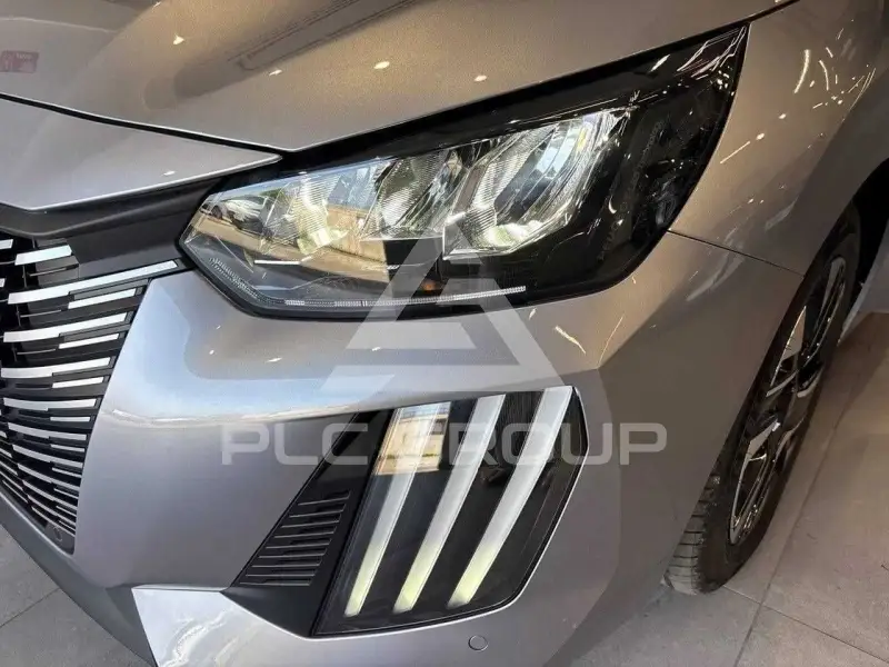 2025 Peugeot 208