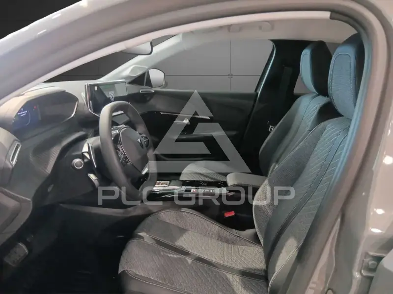 2025 Peugeot 208