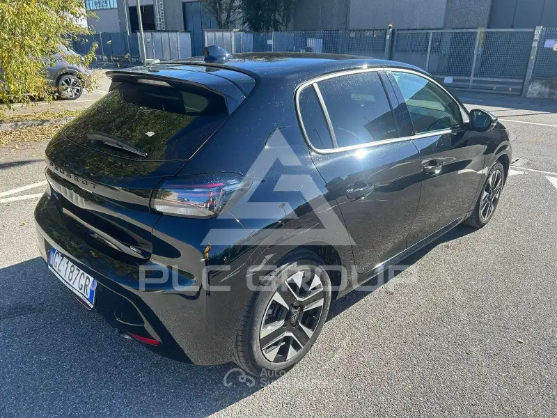 2025 Peugeot 208