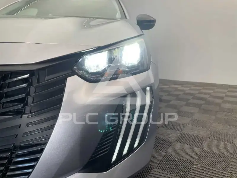 2025 Peugeot 208