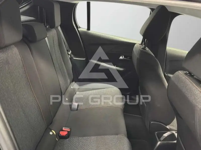 2025 Peugeot 208