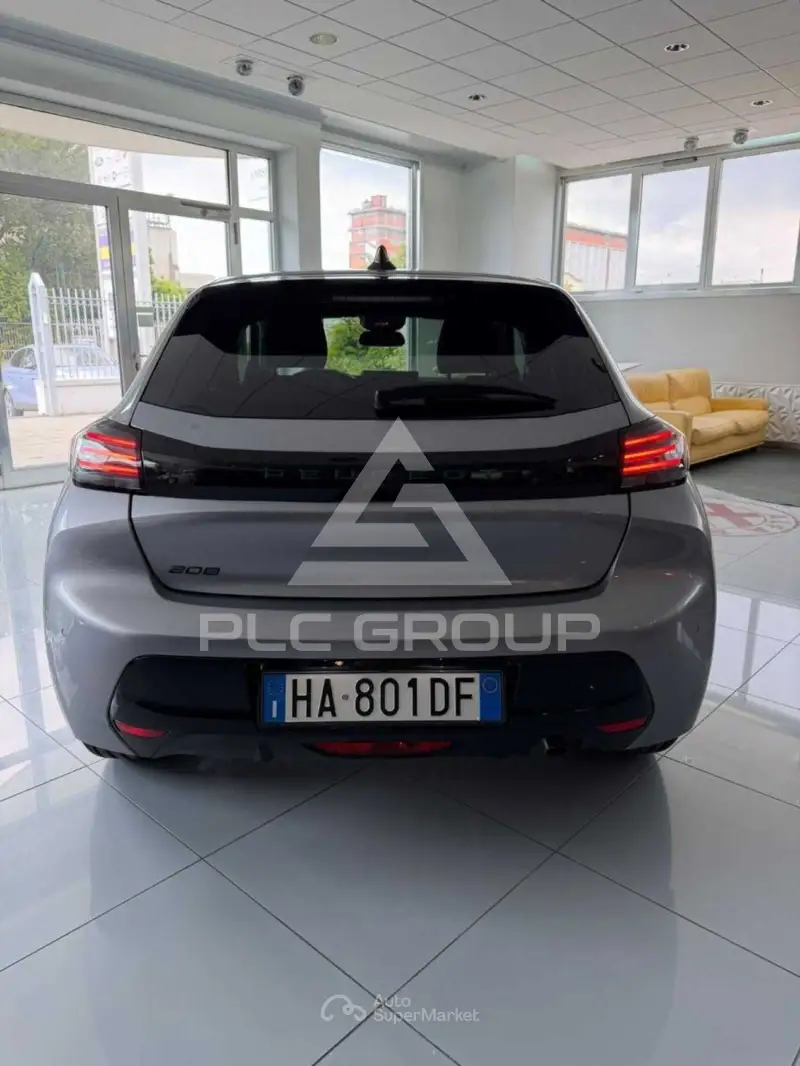 2025 Peugeot 208