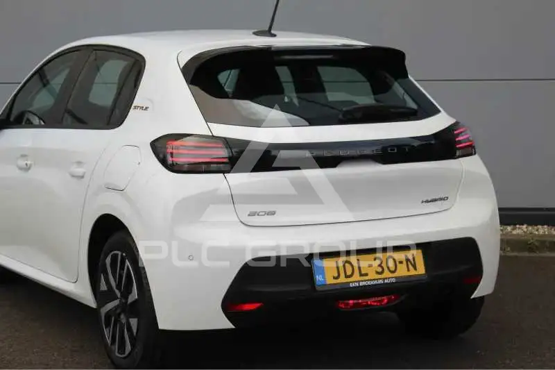 2025 Peugeot 208