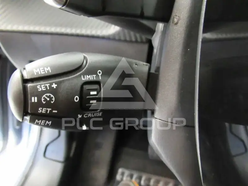 2025 Peugeot 208