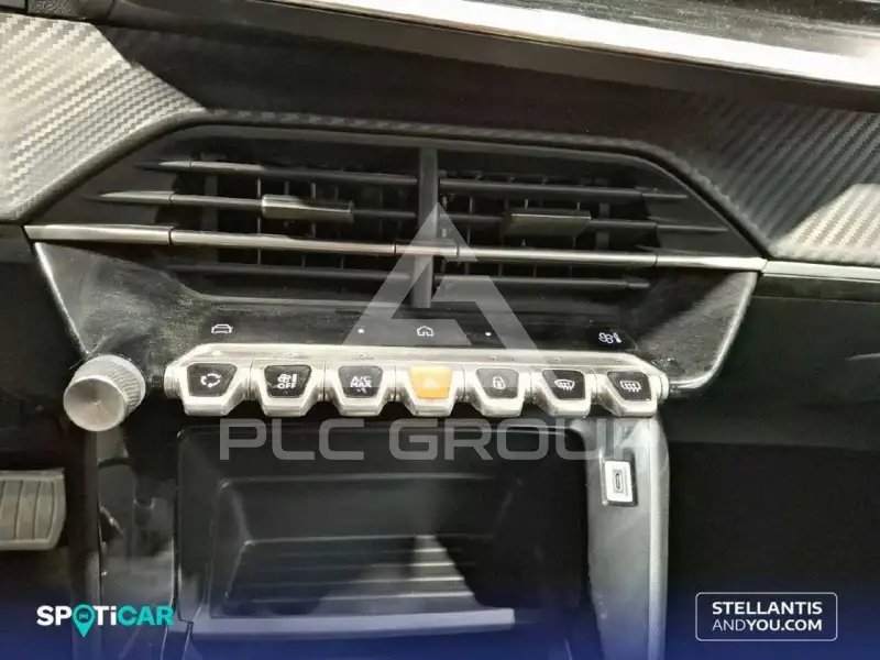 2025 Peugeot 208