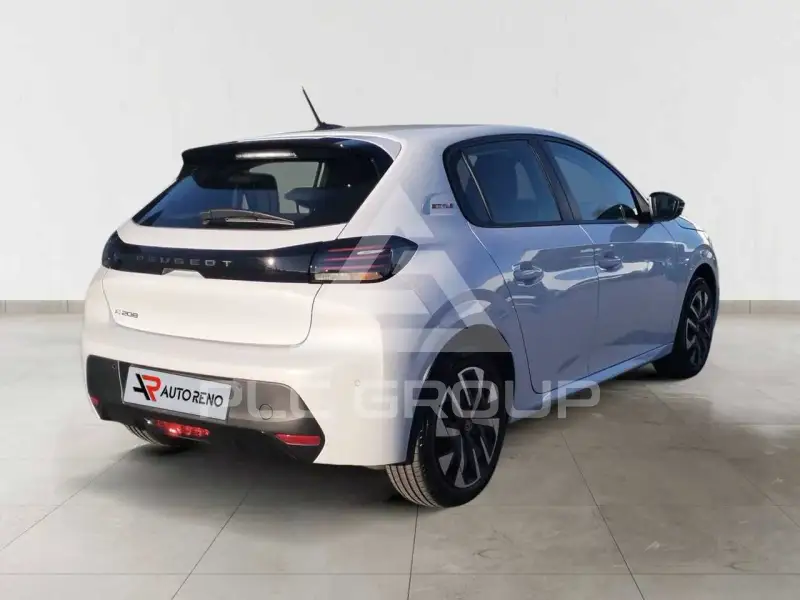 2025 Peugeot 208