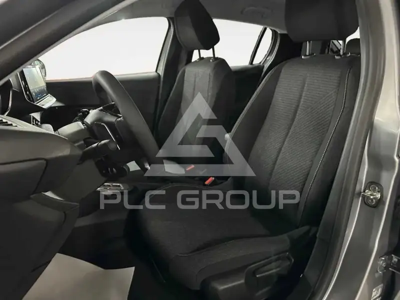 2025 Peugeot 208