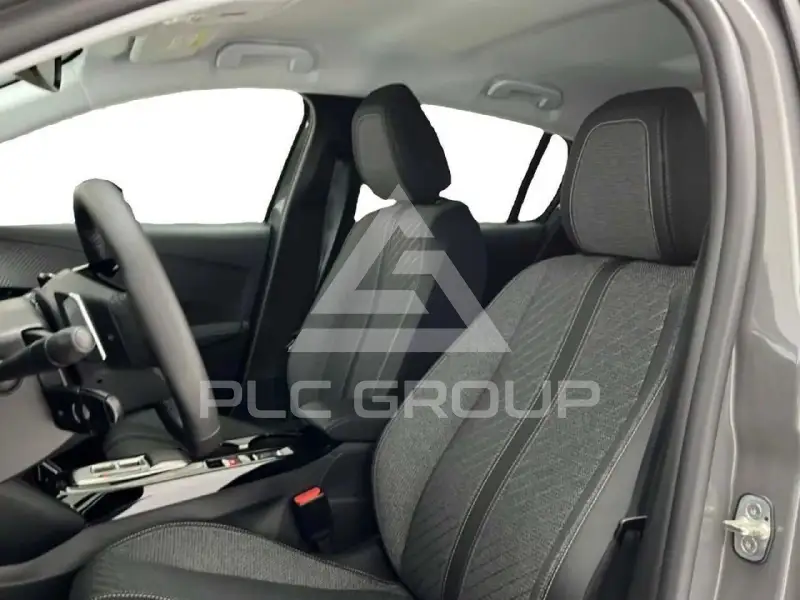 2025 Peugeot 208