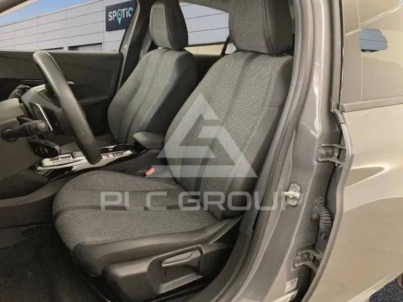 2025 Peugeot 208