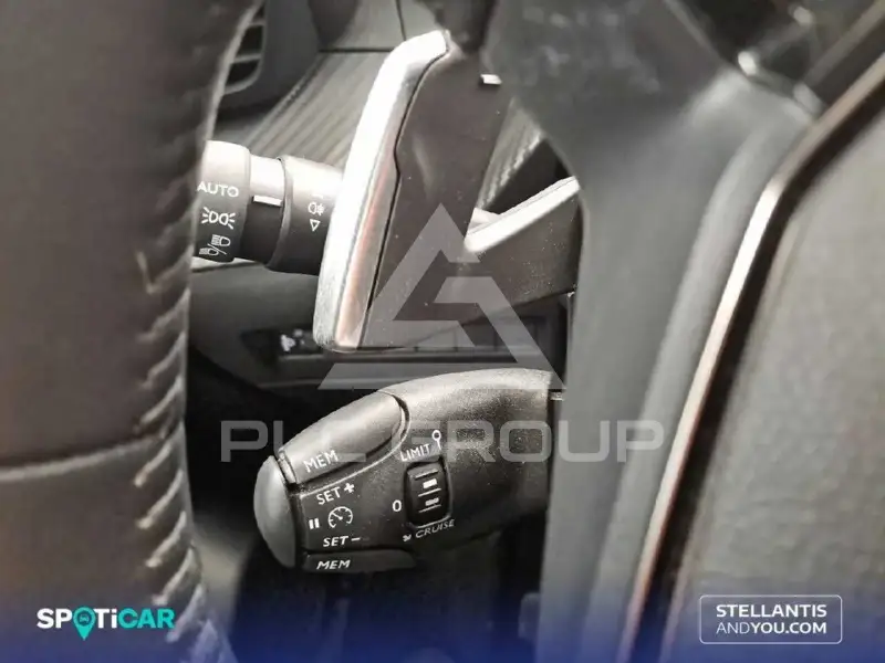 2025 Peugeot 208