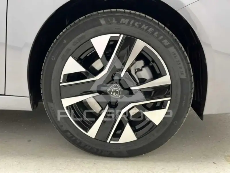 2025 Peugeot 208