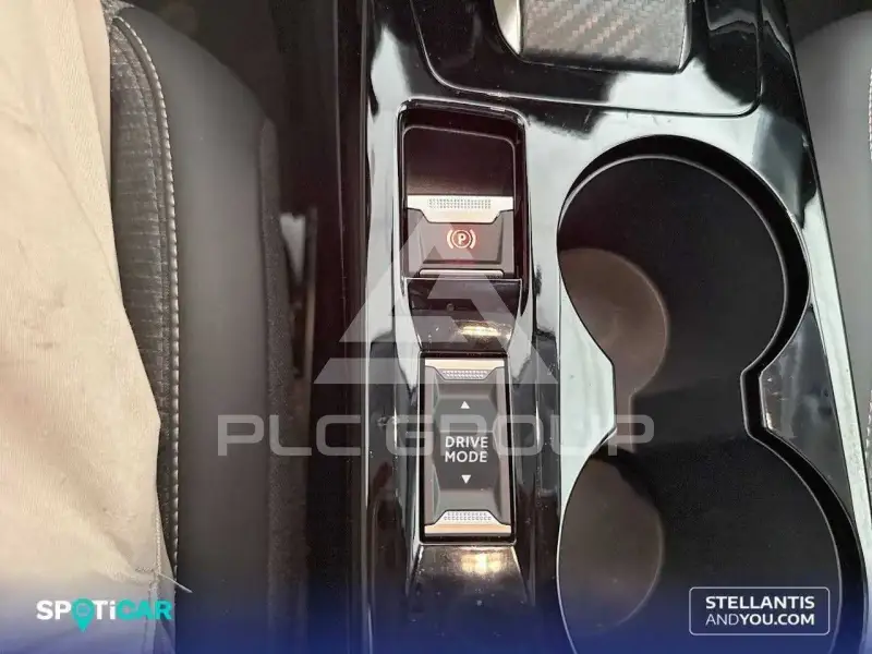 2025 Peugeot 208