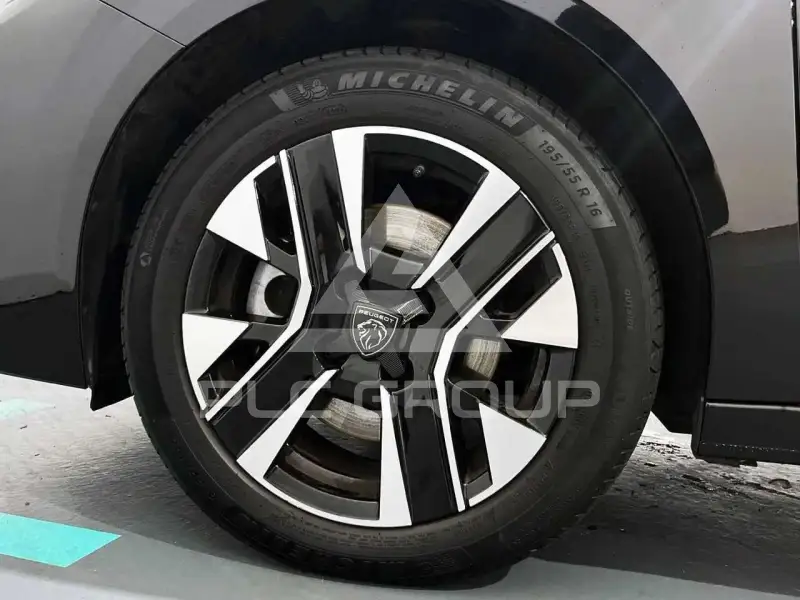 2025 Peugeot 208