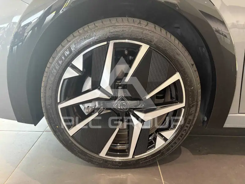 2025 Peugeot 208