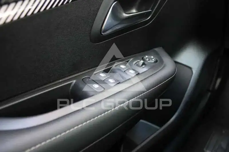 2025 Peugeot 208