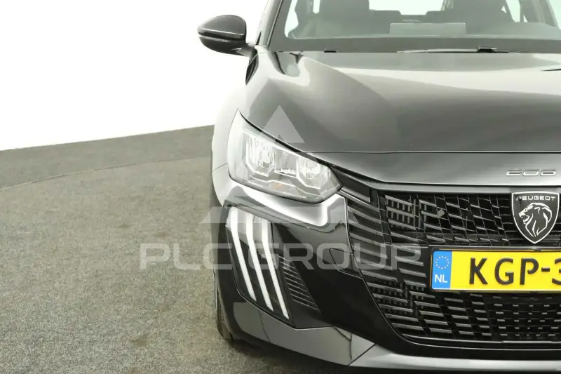 2025 Peugeot 208