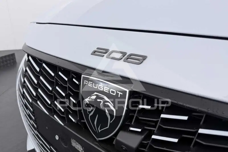 2025 Peugeot 208