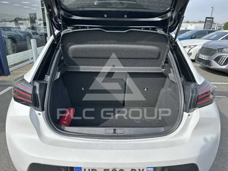 2025 Peugeot 208