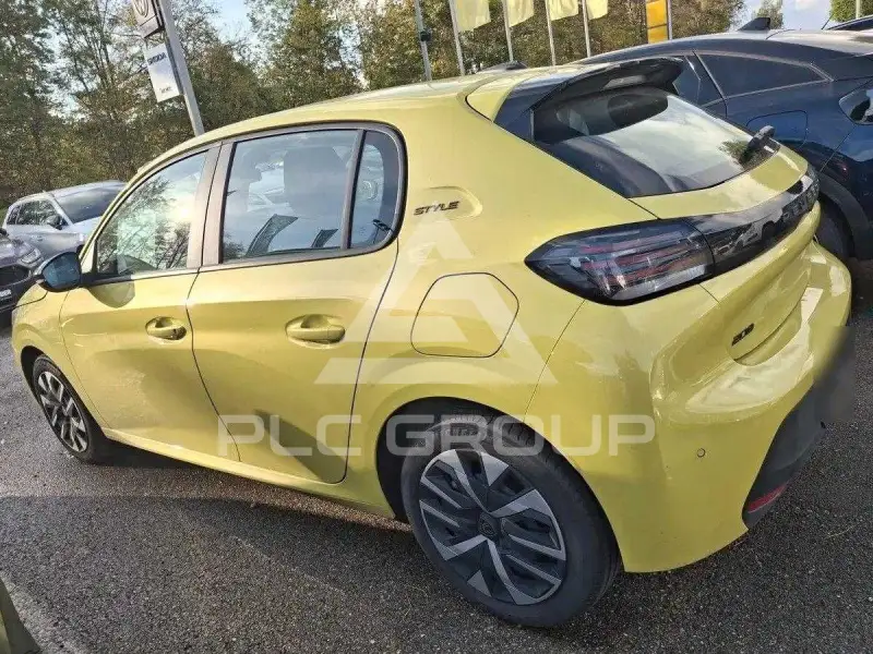 2025 Peugeot 208