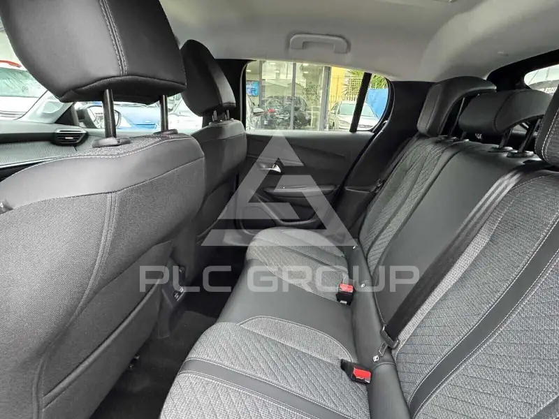 2025 Peugeot 208