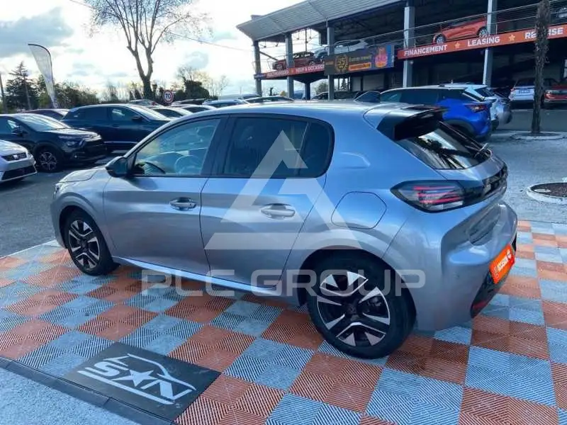 2025 Peugeot 208
