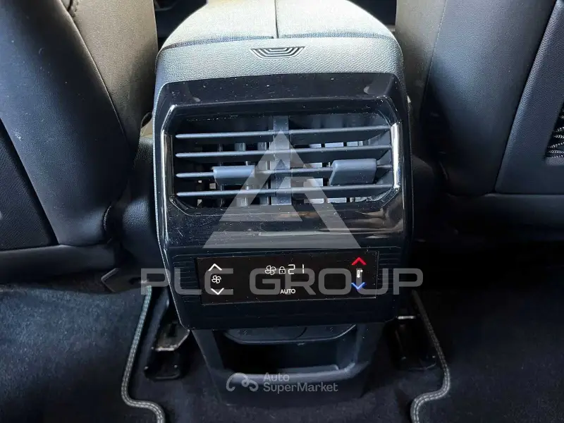 2025 Peugeot 5008
