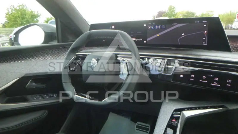 2025 Peugeot 5008