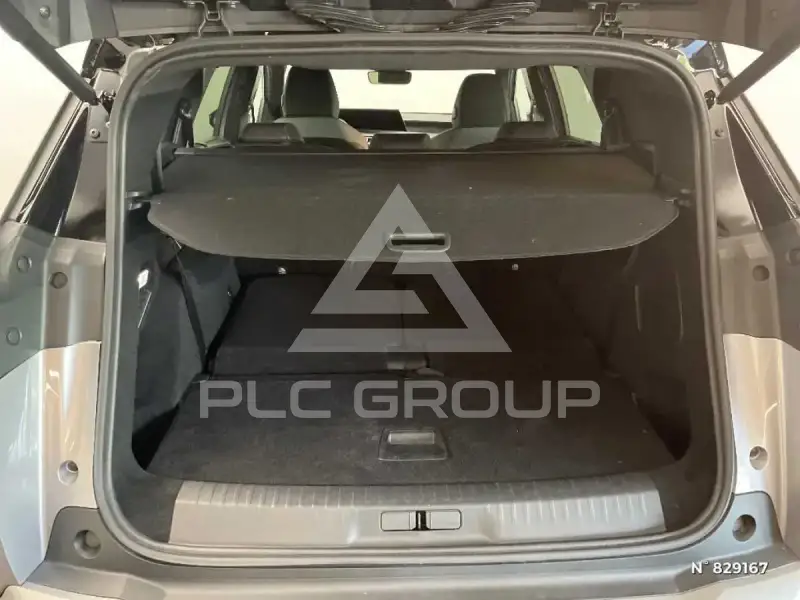 2025 Peugeot 5008