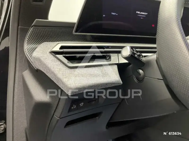 2025 Peugeot 5008