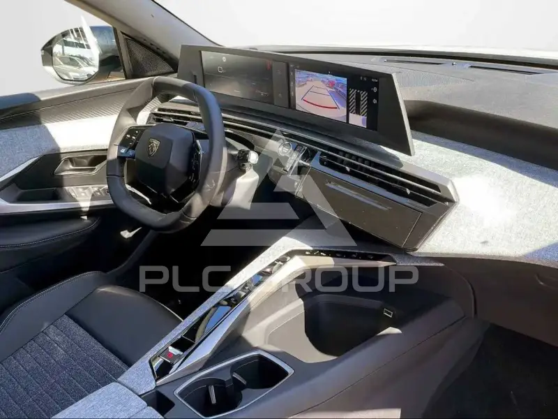 2025 Peugeot 5008