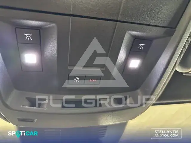 2025 Peugeot 5008