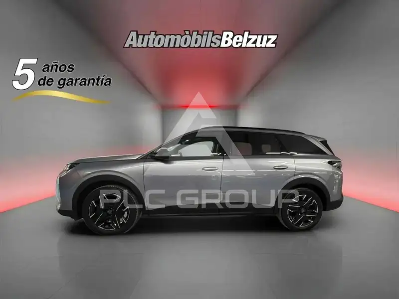2025 Peugeot 5008