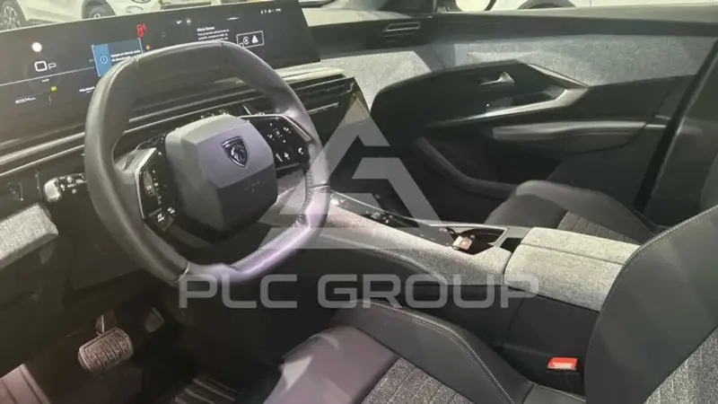 2025 Peugeot 5008