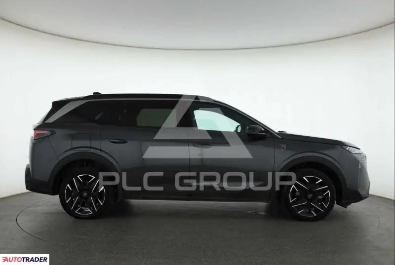2025 Peugeot 5008
