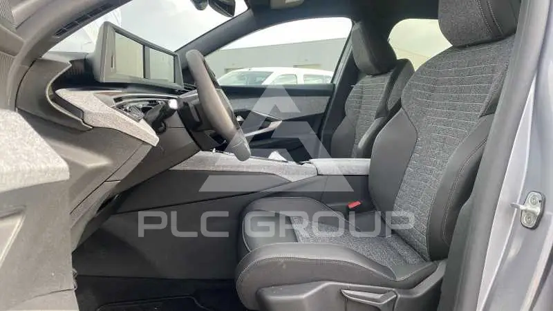 2025 Peugeot 5008