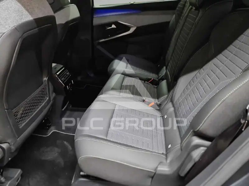 2025 Peugeot 5008
