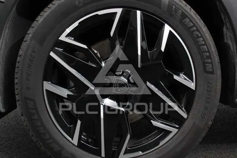 2025 Peugeot 5008