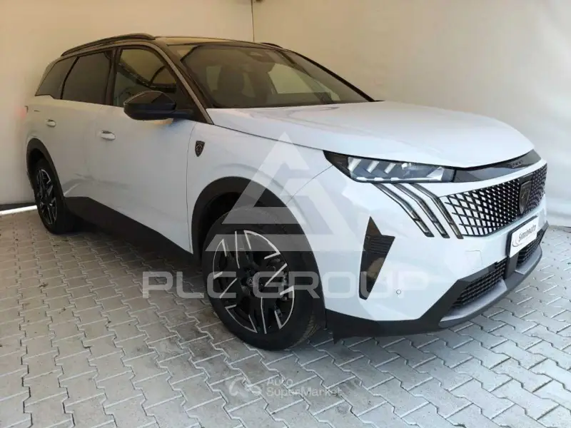 2025 Peugeot 5008