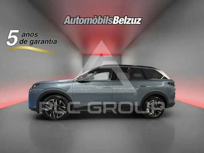 2025 Peugeot 5008