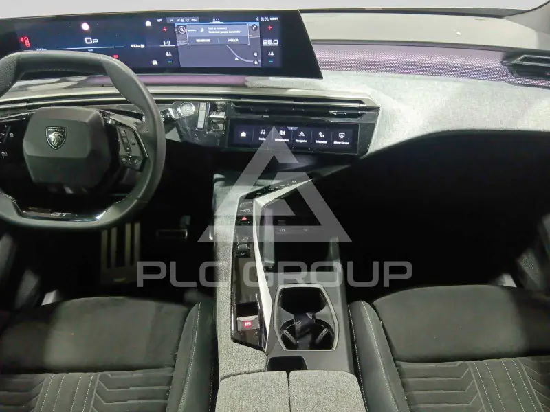 2025 Peugeot 5008