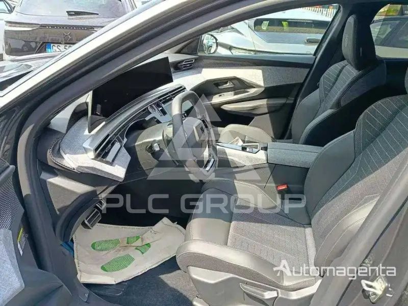 2025 Peugeot 5008