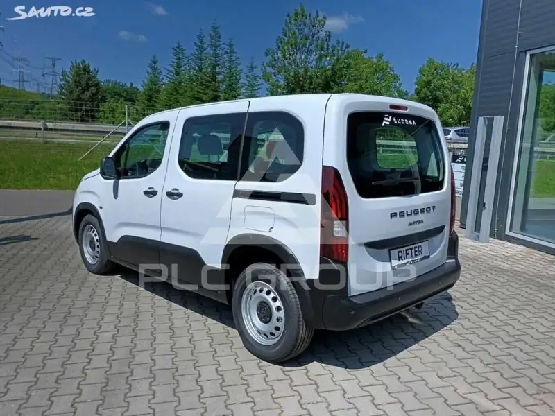 2025 Peugeot Rifter