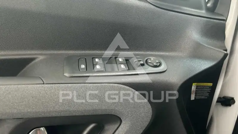 2025 Peugeot Rifter