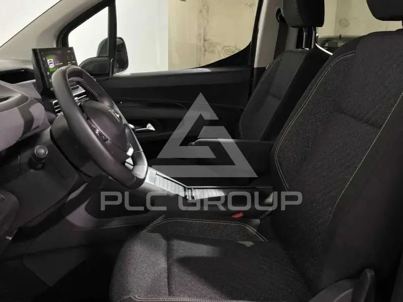 2025 Peugeot Rifter
